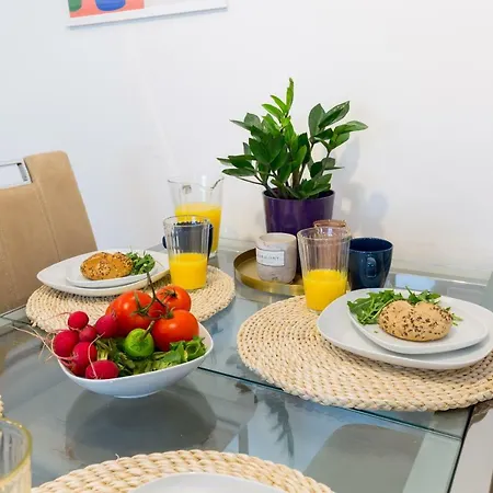 Διαμέρισμα Ninedaysuite Rooftop Terrace *
